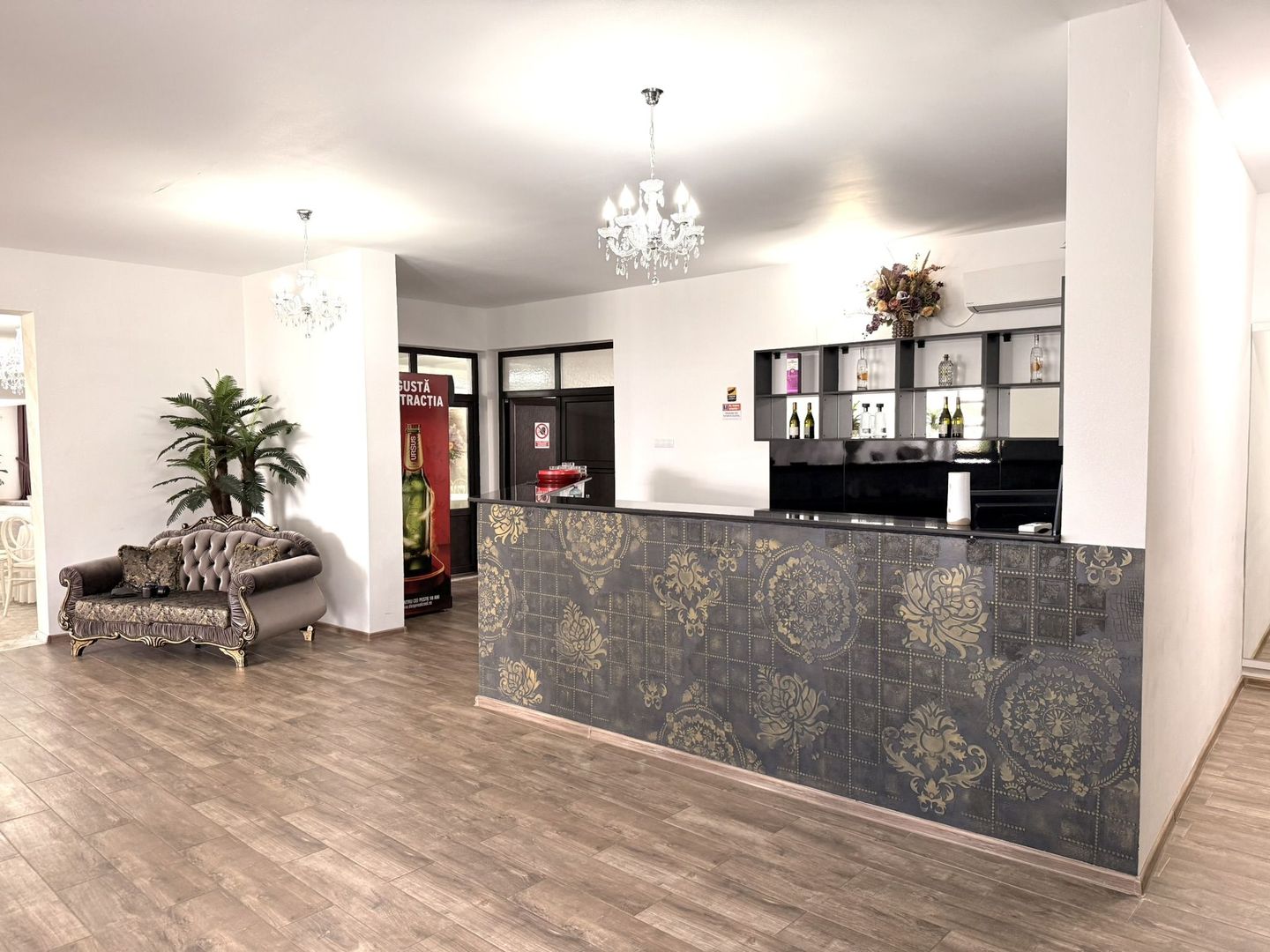 Oportunitate de Investiție: Salon de Evenimente cu Piscină – comuna Pechea - imaginea 7