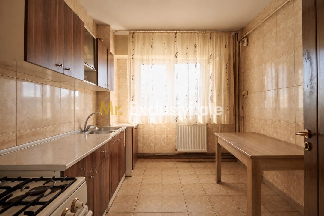 Apartament cu 3 camere - CENTRAL, zona 1 Mai, Pitesti - imaginea 5