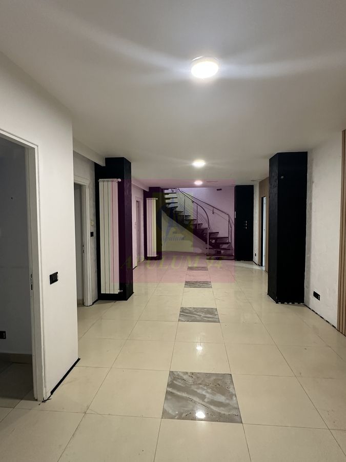 Spațiu comercial de închiriat – 176 mp | Vitrină și acces stradal - imaginea 7
