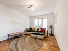 Apartament cu 3 camere, etaj 2 – Zona Vlaicu, Lebăda - COMISION 0