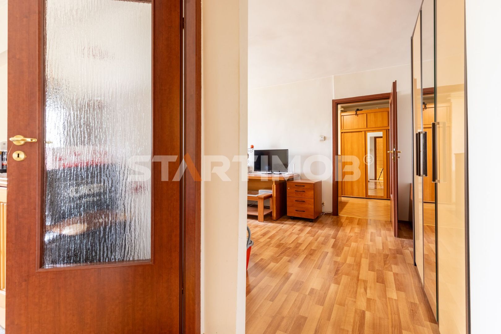 Apartament central str de Mijloc