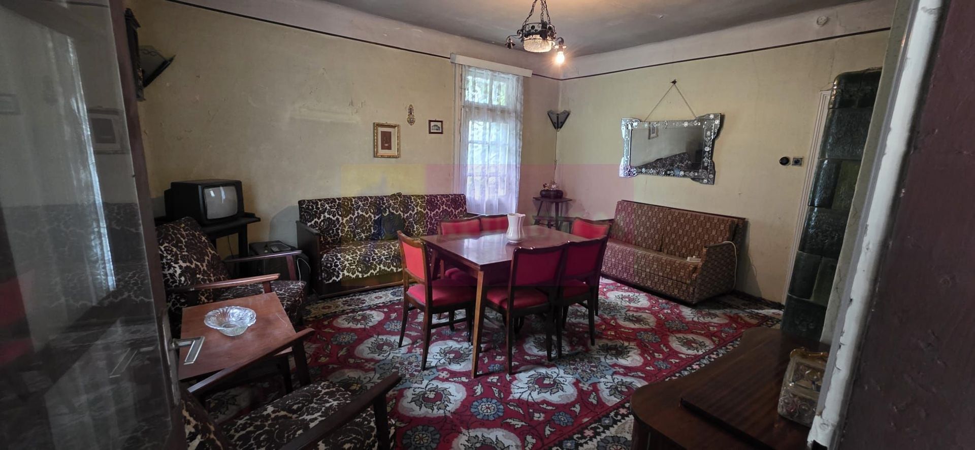 Etaj vilă istorică de vânzare în Sinaia – Zona Furnica