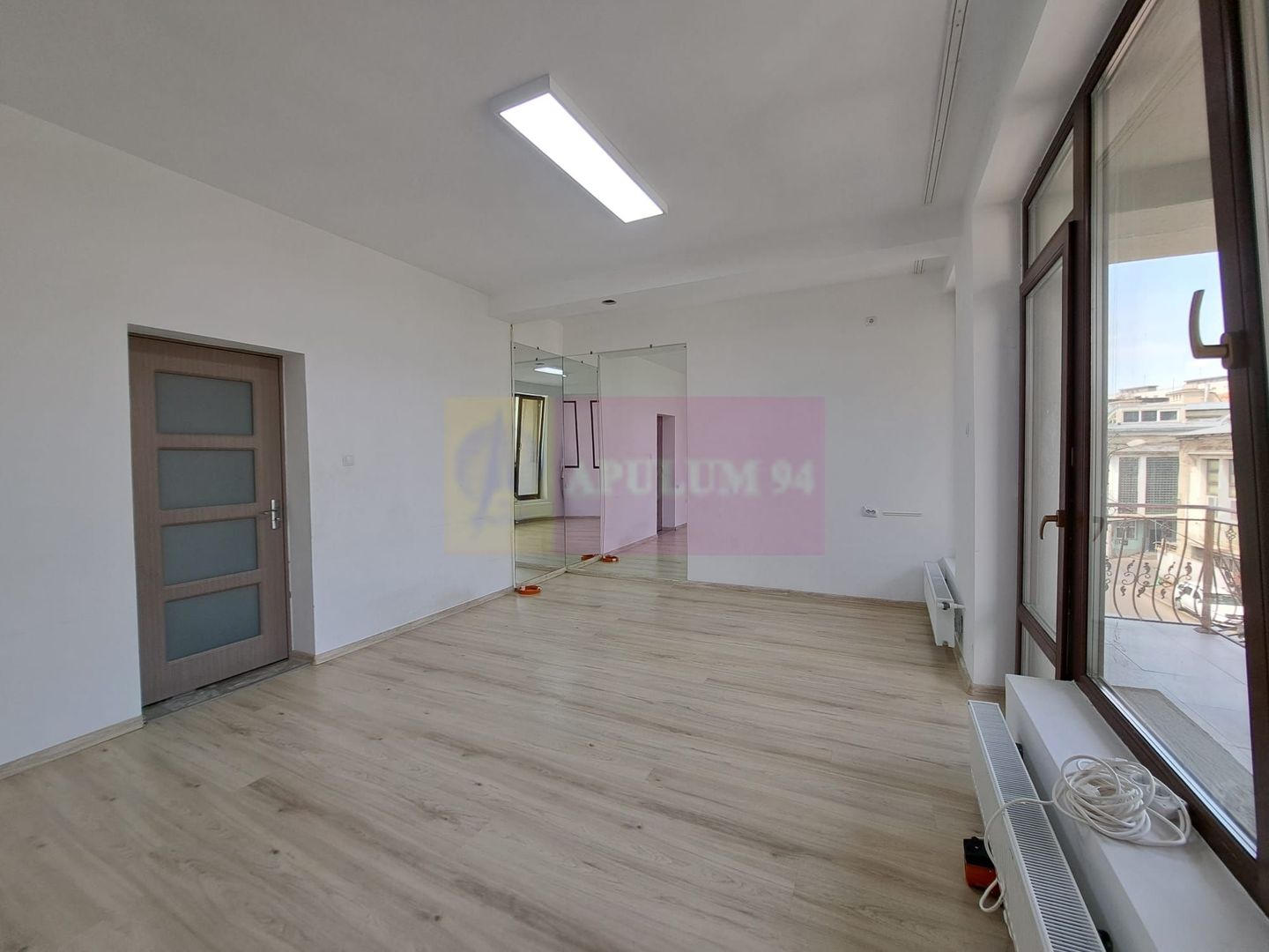 Vilă P+3, 12 camere, 300 mp – birouri/clinică/locuință, Timpuri Noi
