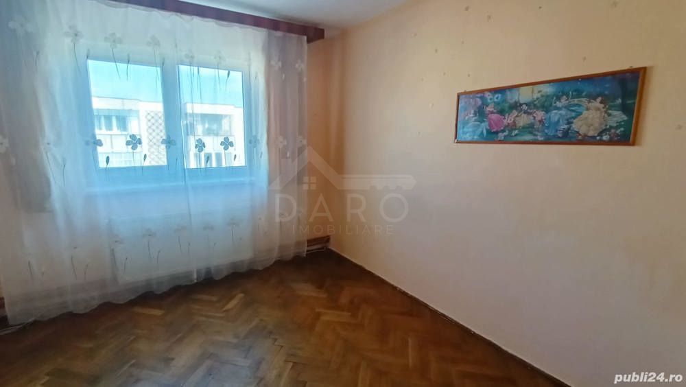 Vând apartament 4 camere in Dâmb - imaginea 3