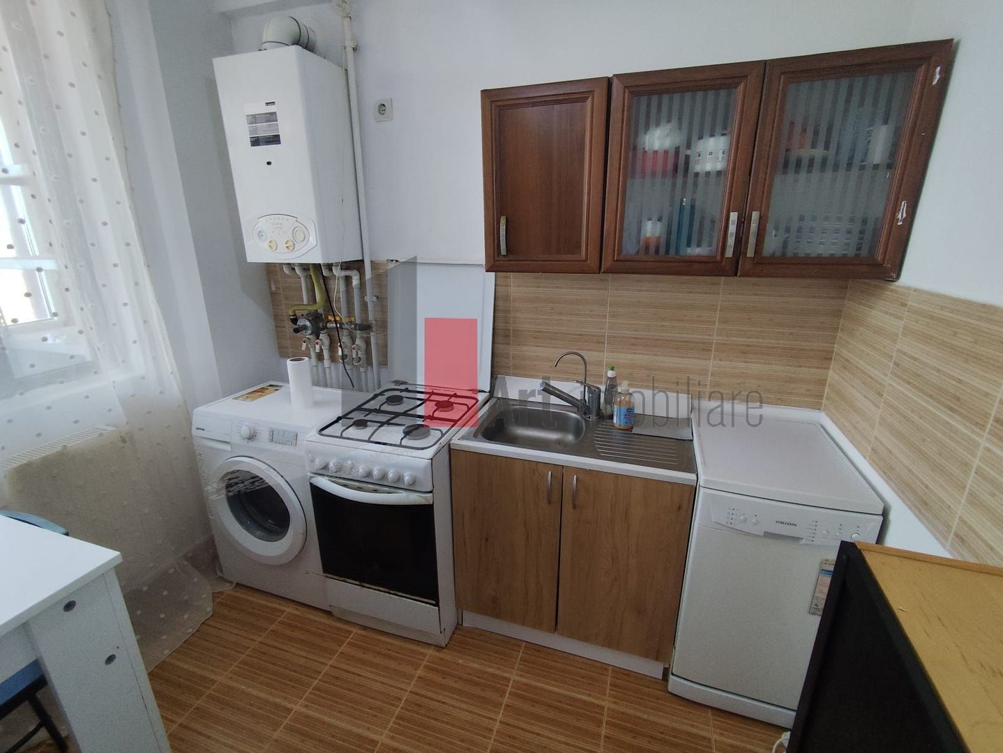 Apartament de vanzare 2 camere, et 3/3, Bucurestii Noi - imaginea 4