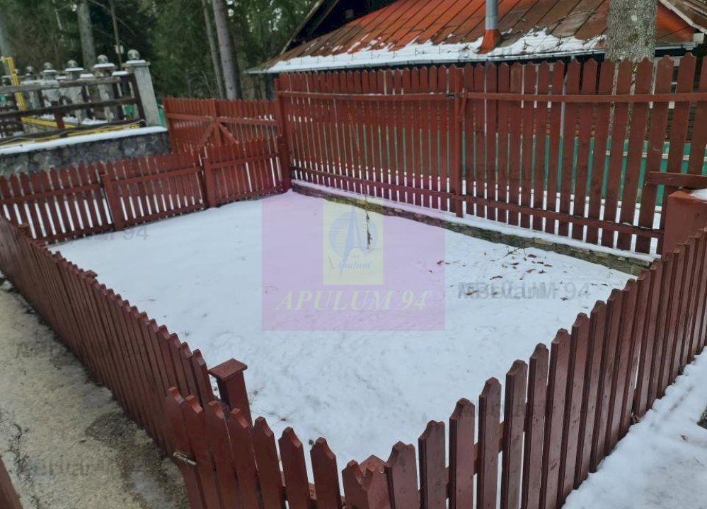 Vilă de vânzare in Sinaia - Zona Cumpătu - imaginea 2