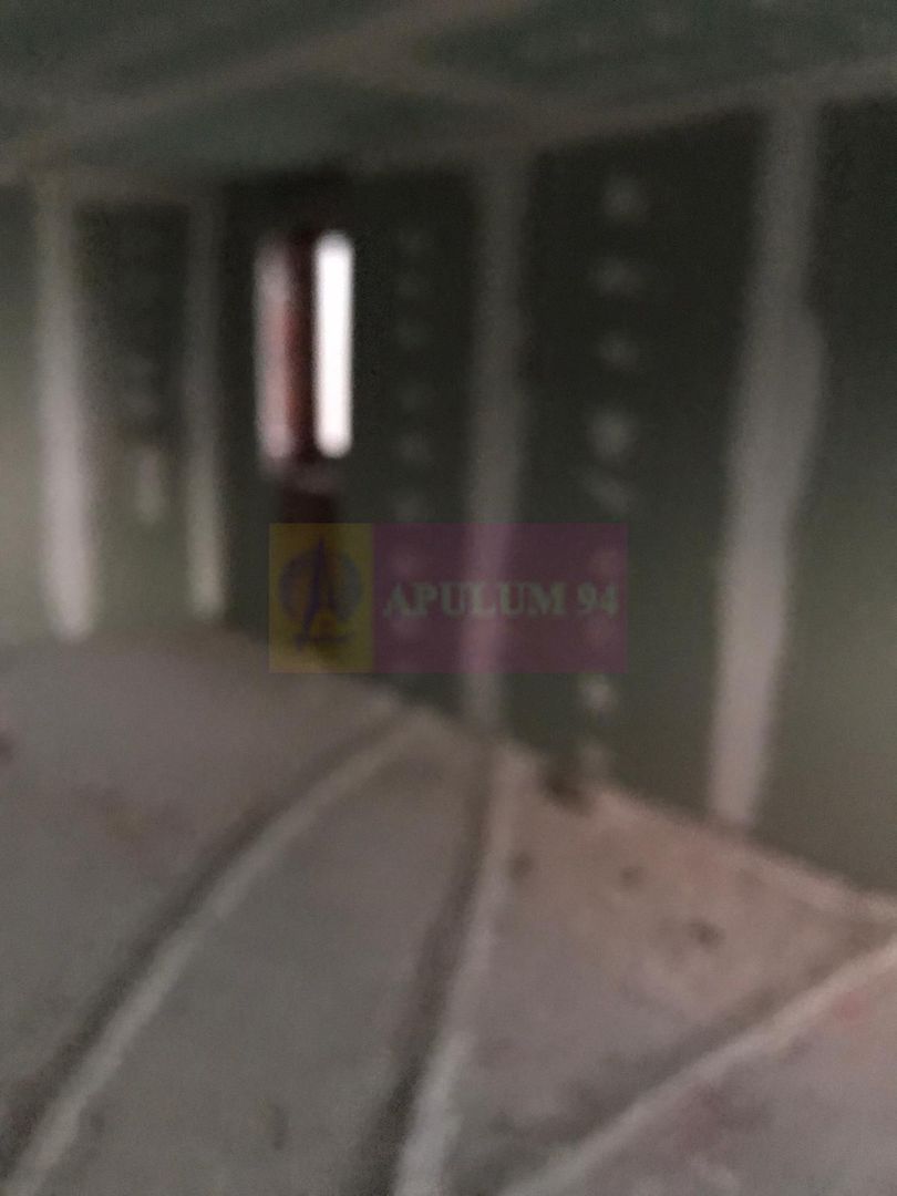 Vila la rosu Zarnesti- Mitropolit Metianu cu vedere superba spre munte