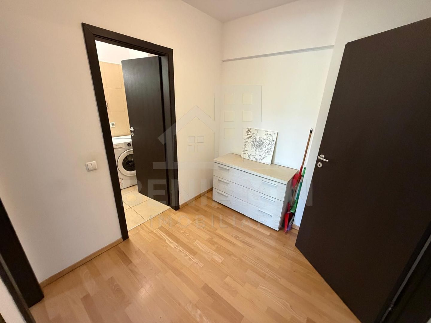 3 Camere-Decomandat-Boxa-Loc De Parcare-88mp-Etaj 1-Privilegio-Brasov - imaginea 9