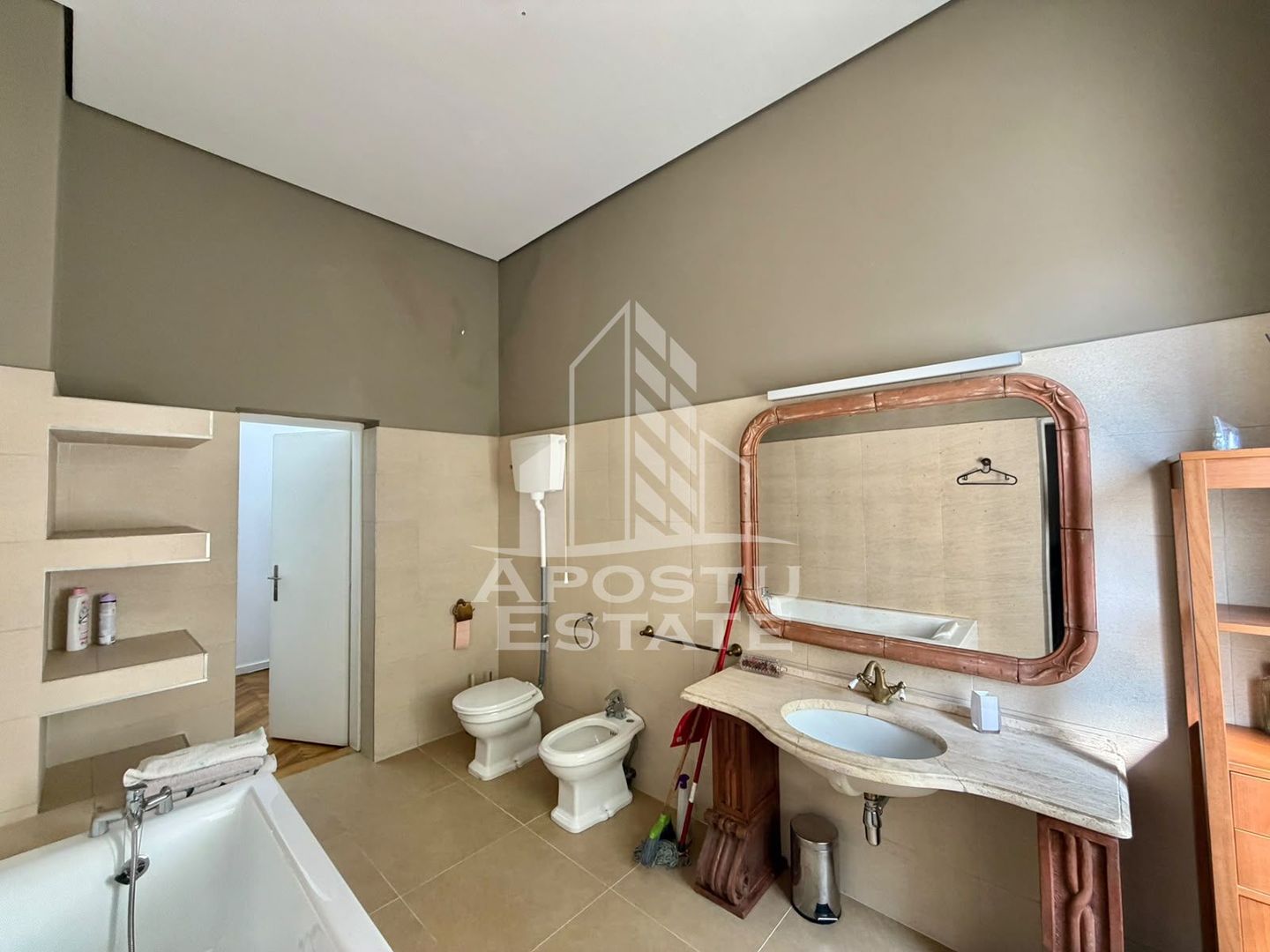 Apartament cu 4 camere de inchiriat, petfriendly, Centru,Timisoara - imaginea 16