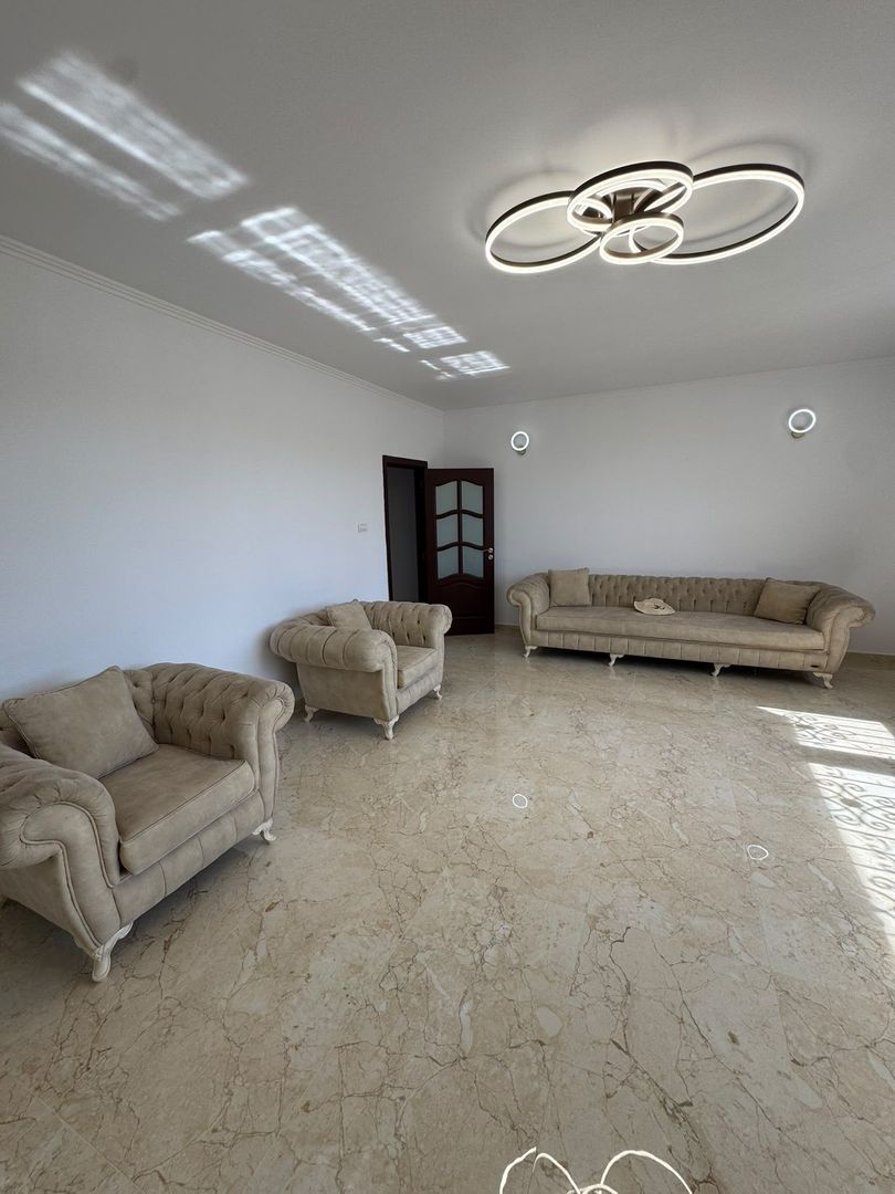 Vand Apartament 3 Camere Zona Fundeni - imaginea 2