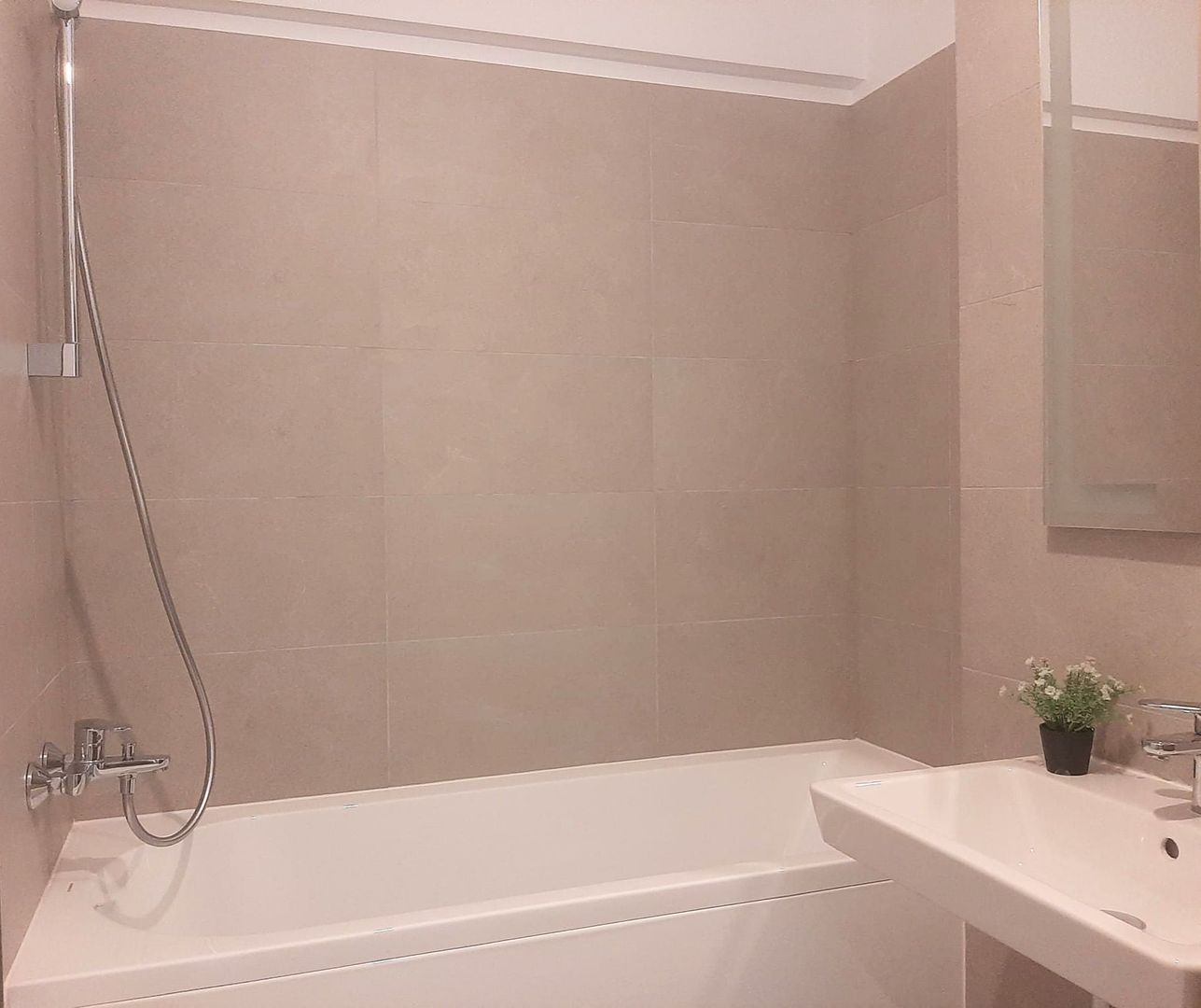 Apartament nou cu feeling de acasă din prima zi - imaginea 15