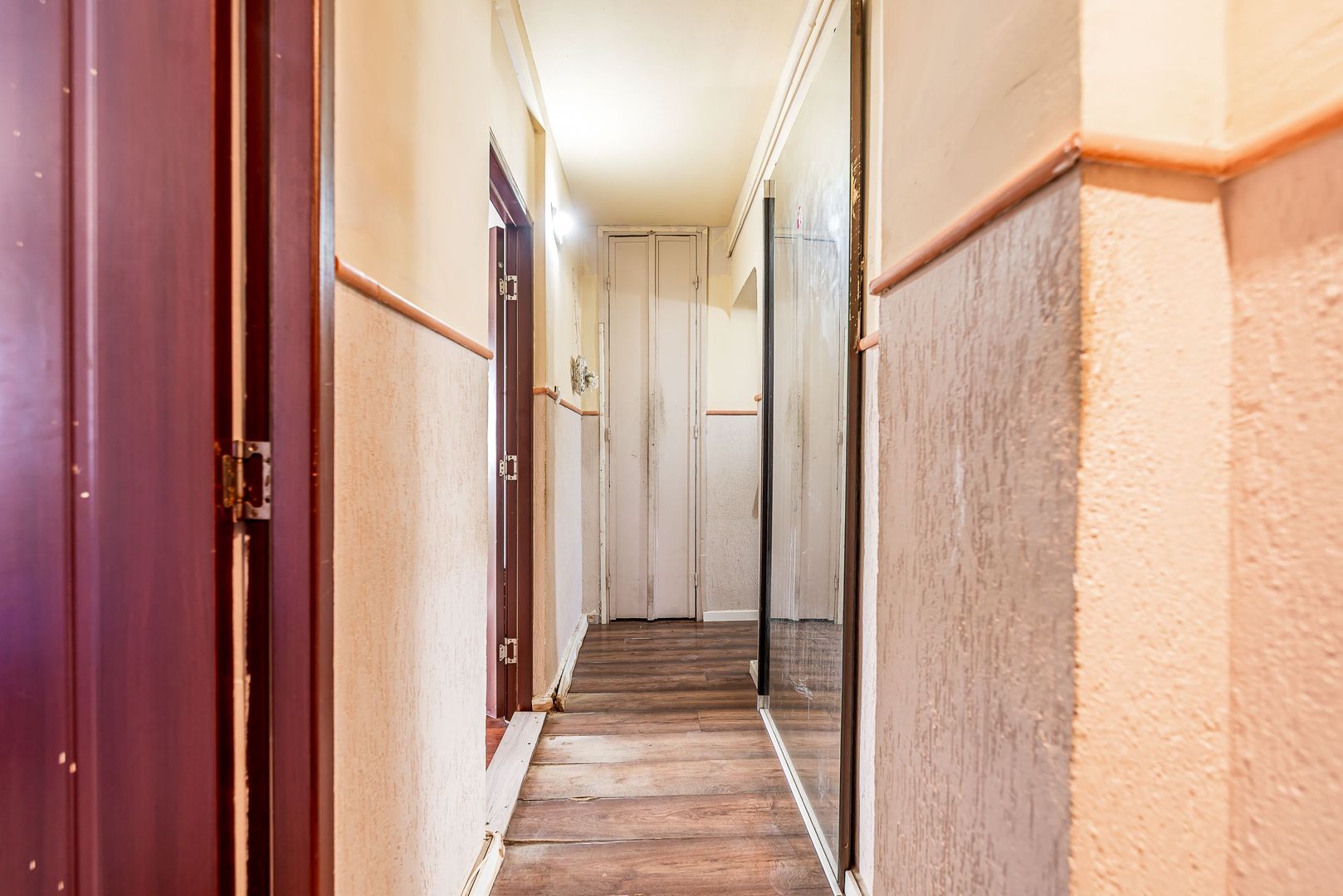 Imagine 20 - Apartament cu 5 camere pe Splaiul General Gheorghe Magheru, Micălaca