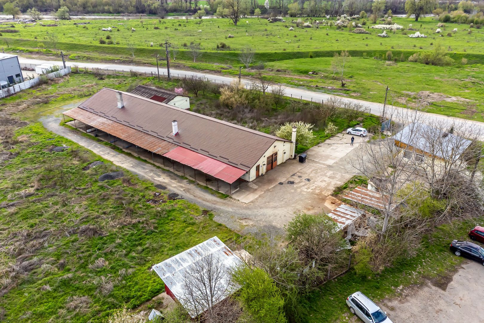 Imagine 11 - Hala industrială cu teren 10.495 mp – potențial supermarket, Lipova