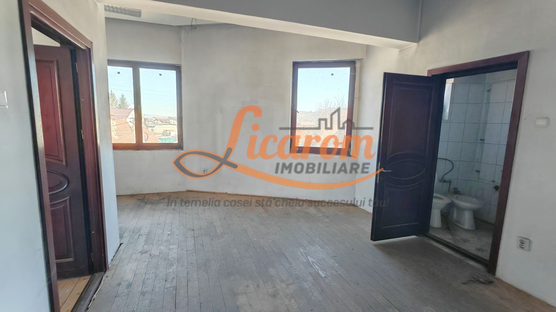 Cladire P+3 Rasnov- Central, IDEAL INVESTITIE. - imaginea 4