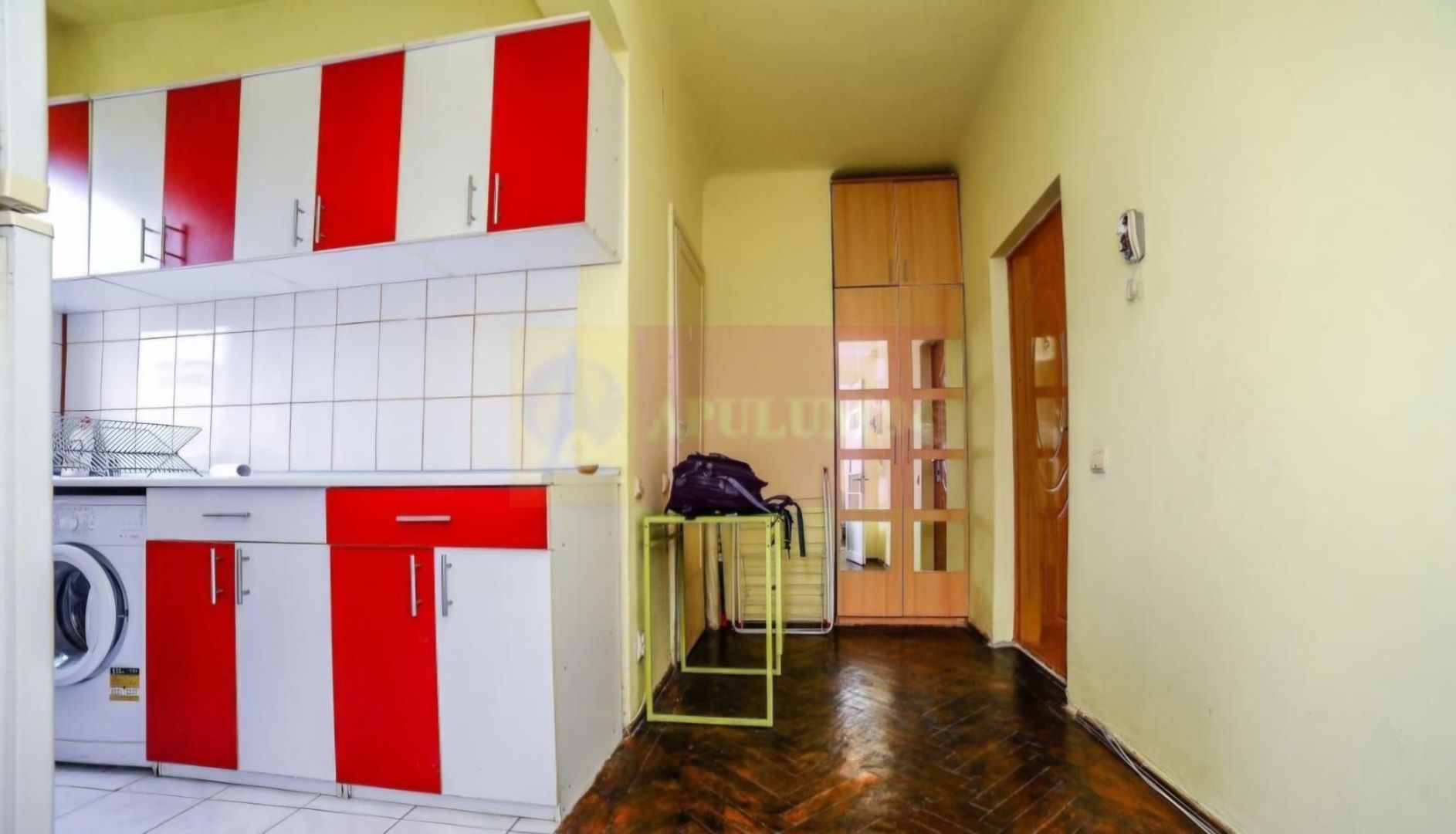 Garsoniera Cantemir - Budapesta.