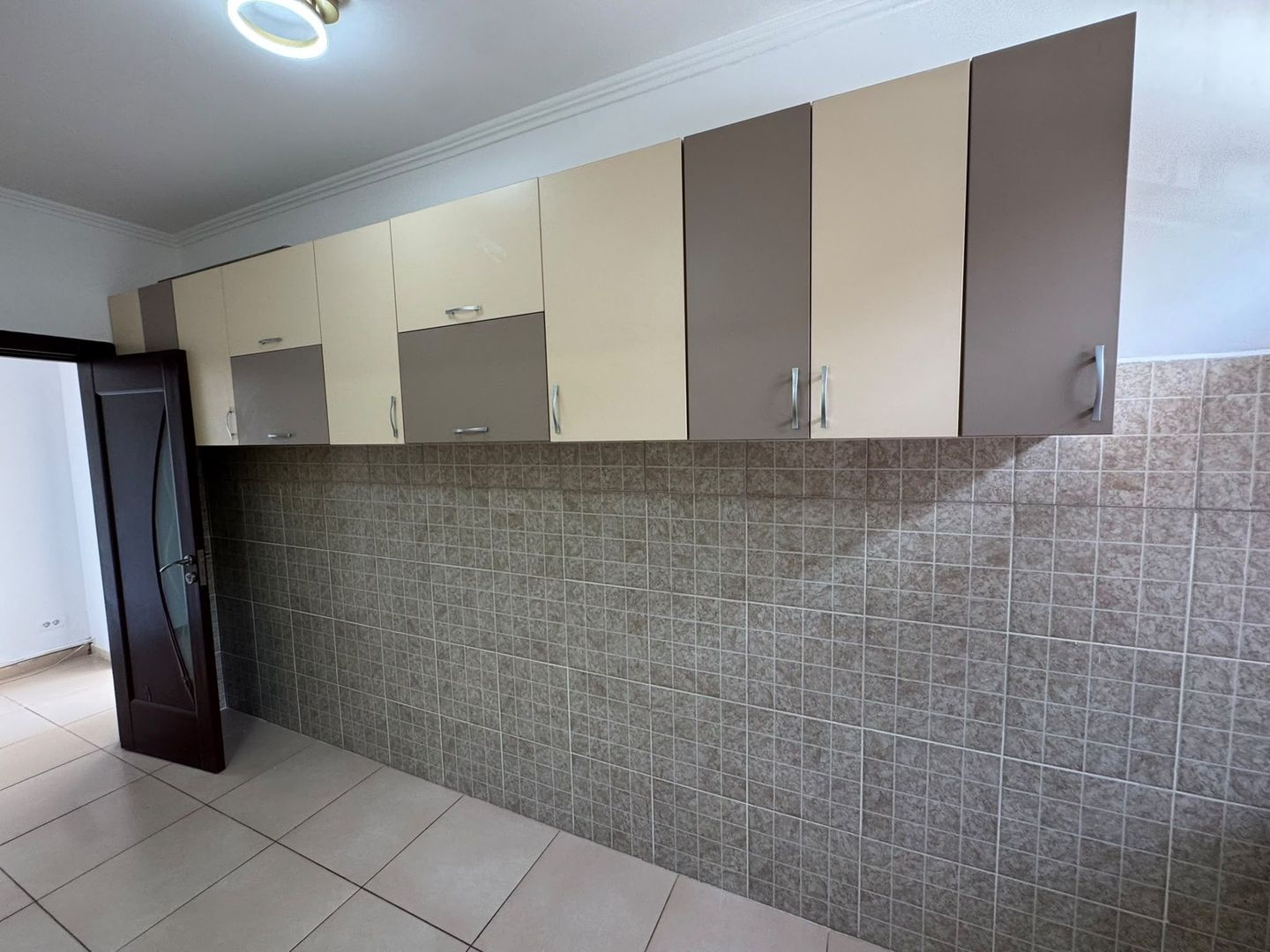 Vand Apartament 3 Camere Zona Fundeni - imaginea 9