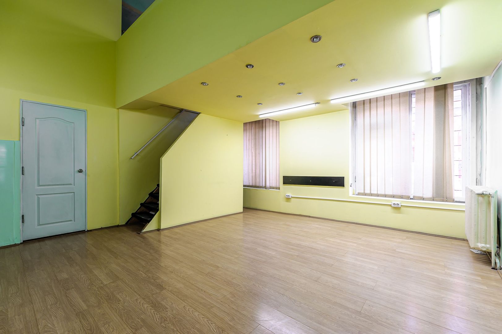 Imagine 10 - Spațiu comercial premium în centrul Aradului, Fosta Farmacie Grozescu