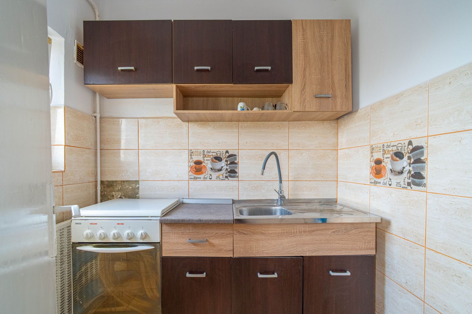 Imagine 3 - Apartament 1 cameră, Zonă Confecții - Arad
