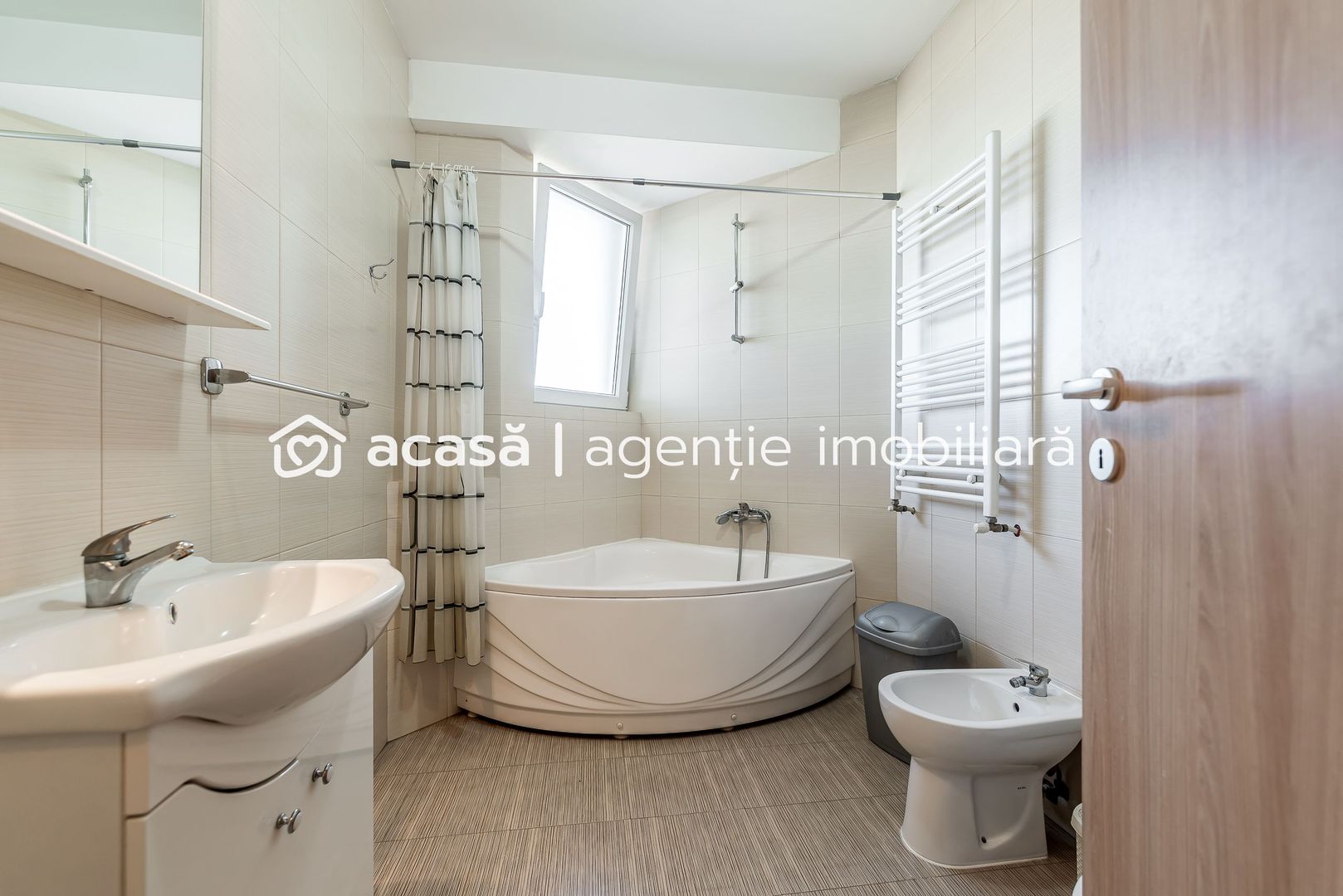 Imagine 6 - VANDUT! 3 Camere | 3 Balcoane | Stil de viață, nu doar un apartament