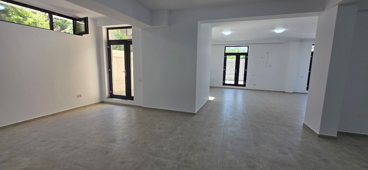 Salajan spatiu comercial 350 mp de inchiriat - imaginea 16