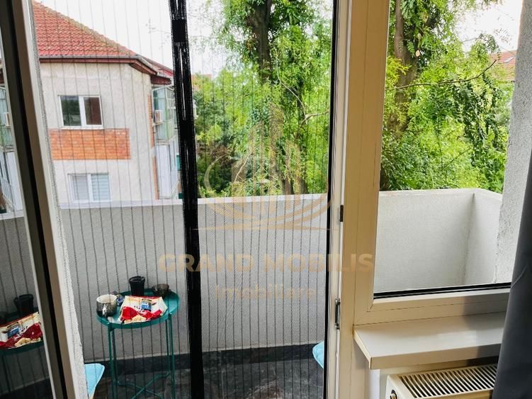 Vând apartament cu 2 camere-Aradului - imaginea 11