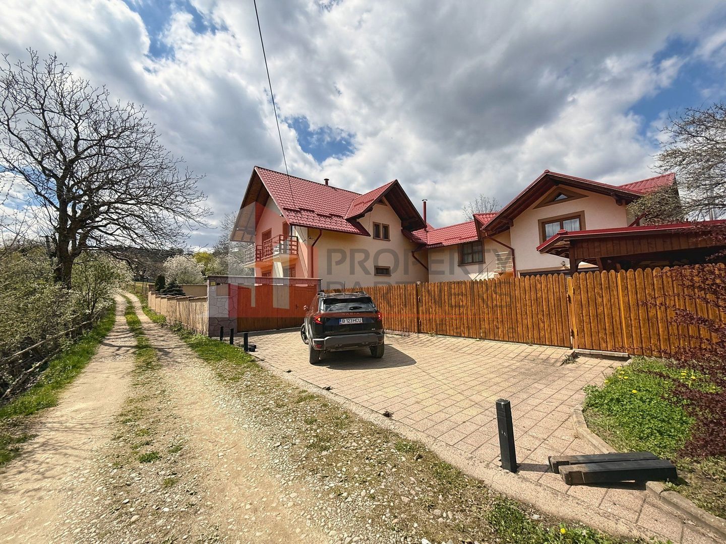Casă 5 dormitoare + casă de oaspeți, priveliște Piatra Craiului, Sohodol-Bran - imaginea 40