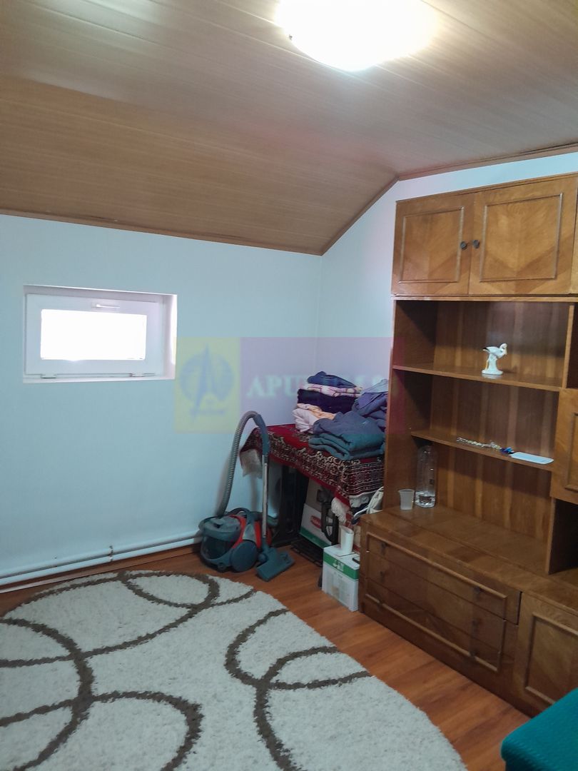 Movilita  (IL) - de vanzare casa 5 cam p+1