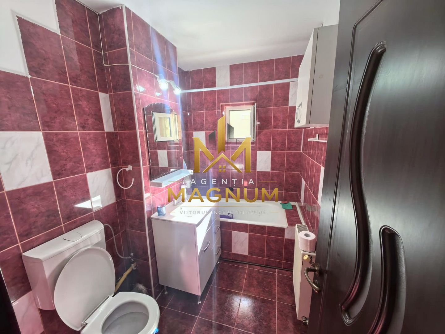 Apartament cu 3 camere de inchiriat - imaginea 7