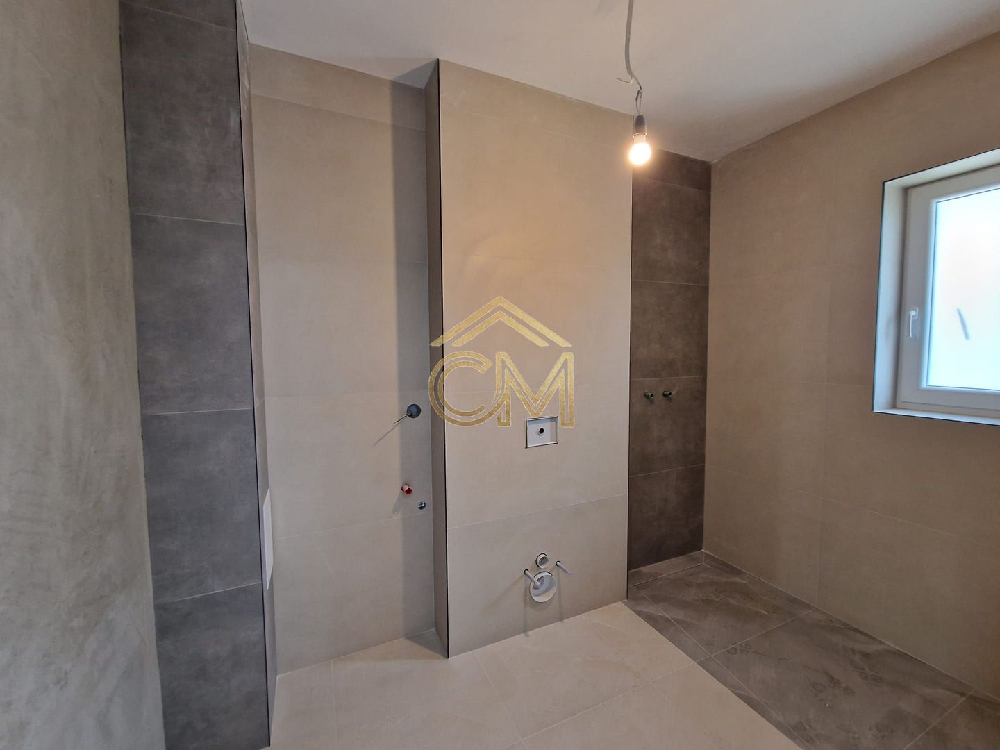 Casă 4 Camere - 110 MPU - 264 MP Teren - La Cheie - imaginea 4