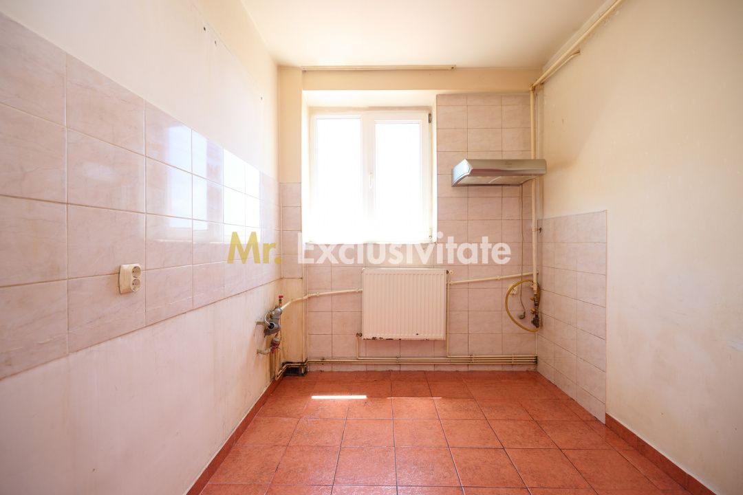 Apartament 4 Camere Decomandat | Craiovei | 3 Balcoane | Parcare - imaginea 4