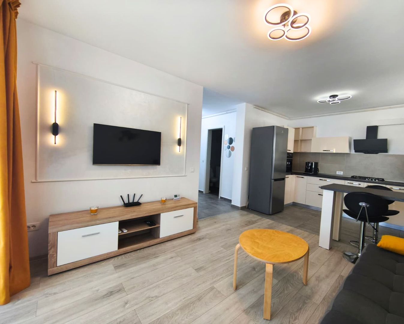 Studio Elegant în Kasper Coresi Balcon  Parcare  Boxă - imaginea 17
