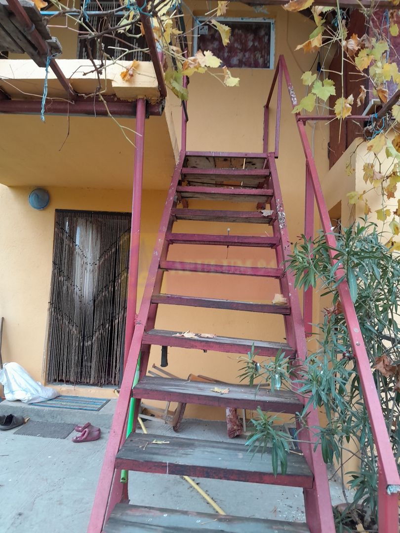 De vanzare casa +teren 16k mp in BARCANESTI / IL