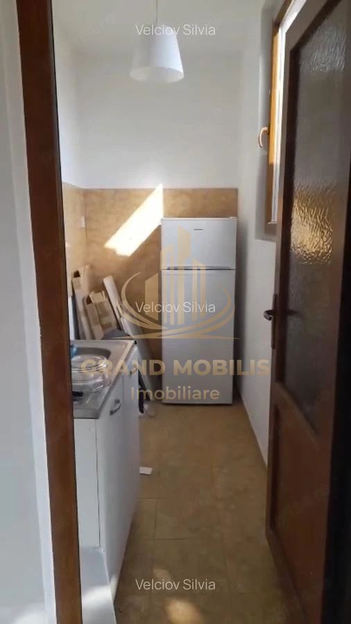 Casă individuală Dudeștii Noi | 2.526 mp teren | Pivniță - imaginea 5
