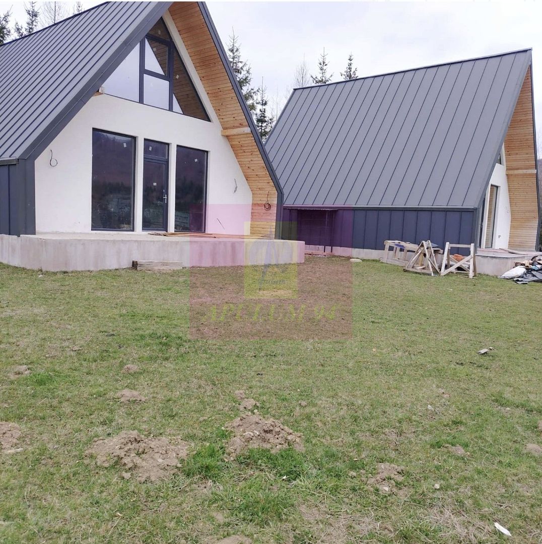 Vila A Frame de vanzare in Valea Doftanei