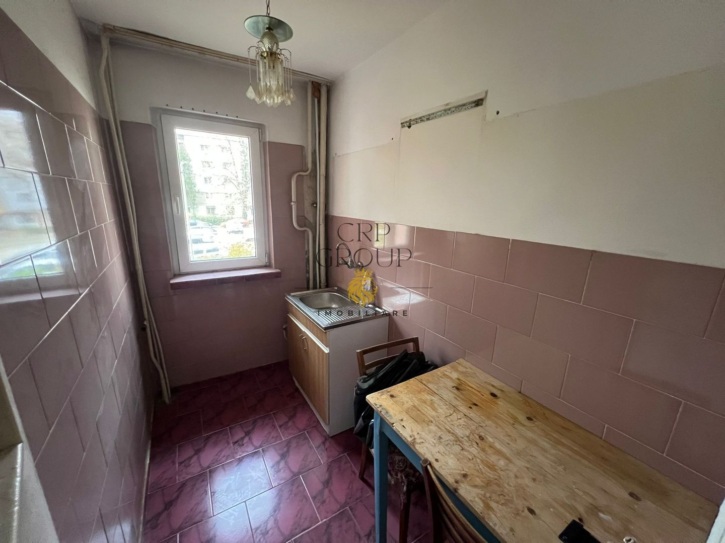Apartament 4 camere, etaj 1/4, zona Mausoleul Eroilor - Sud - imaginea 3