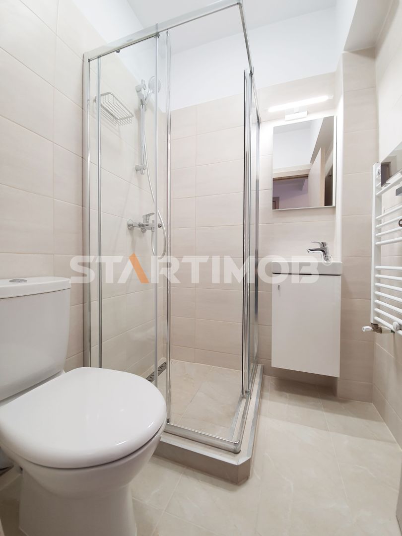 Apartament mobilat 3 camere cu parcare subterana