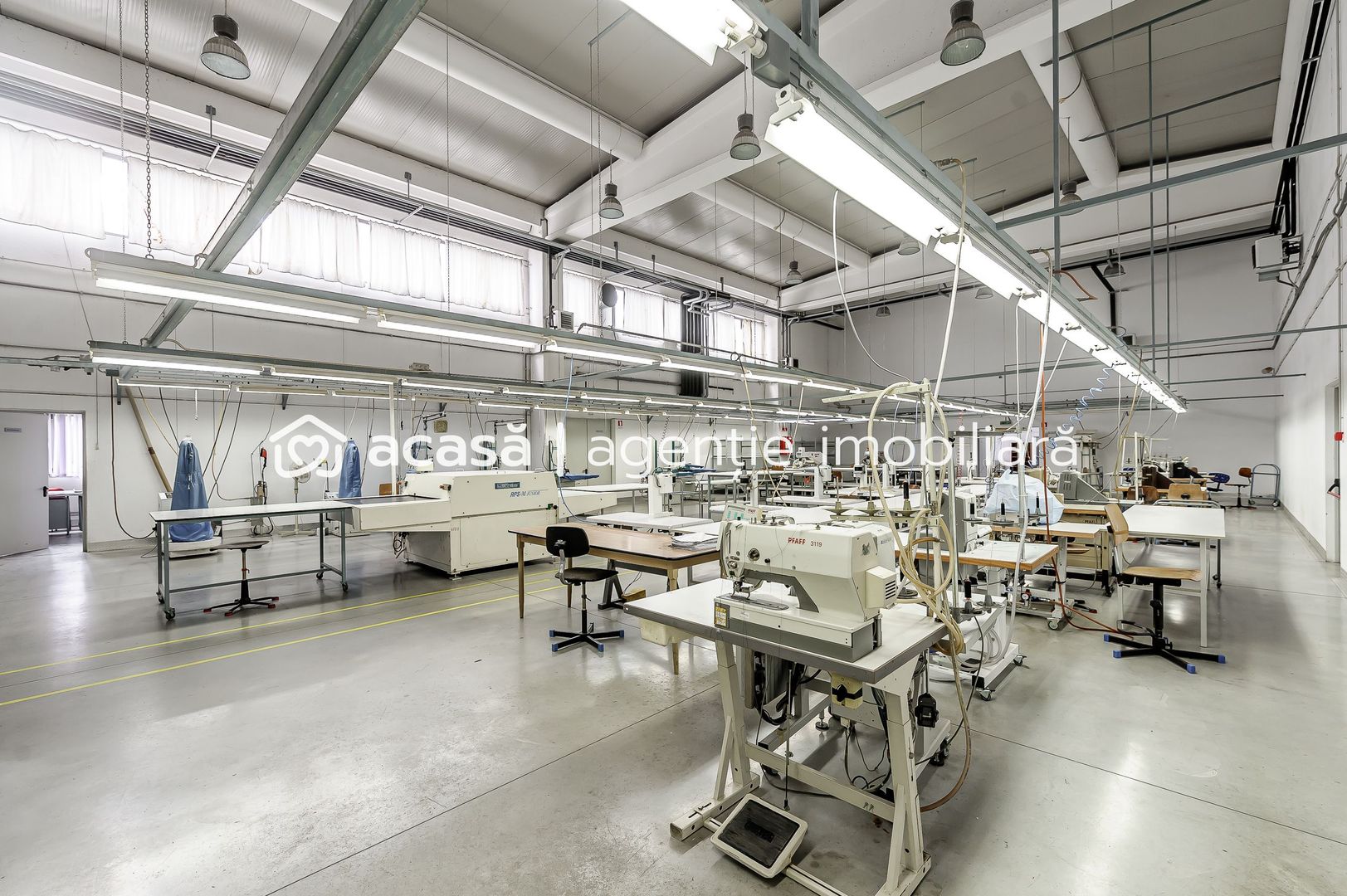 Imagine 10 - Oportunitate: Hală de producție și depozitare cu birouri în Arad
