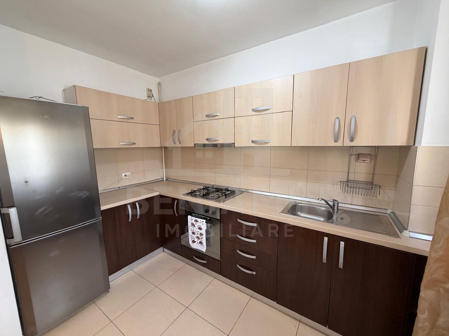 3 Camere-Decomandat-Boxa-Loc De Parcare-88mp-Etaj 1-Privilegio-Brasov - imaginea 3
