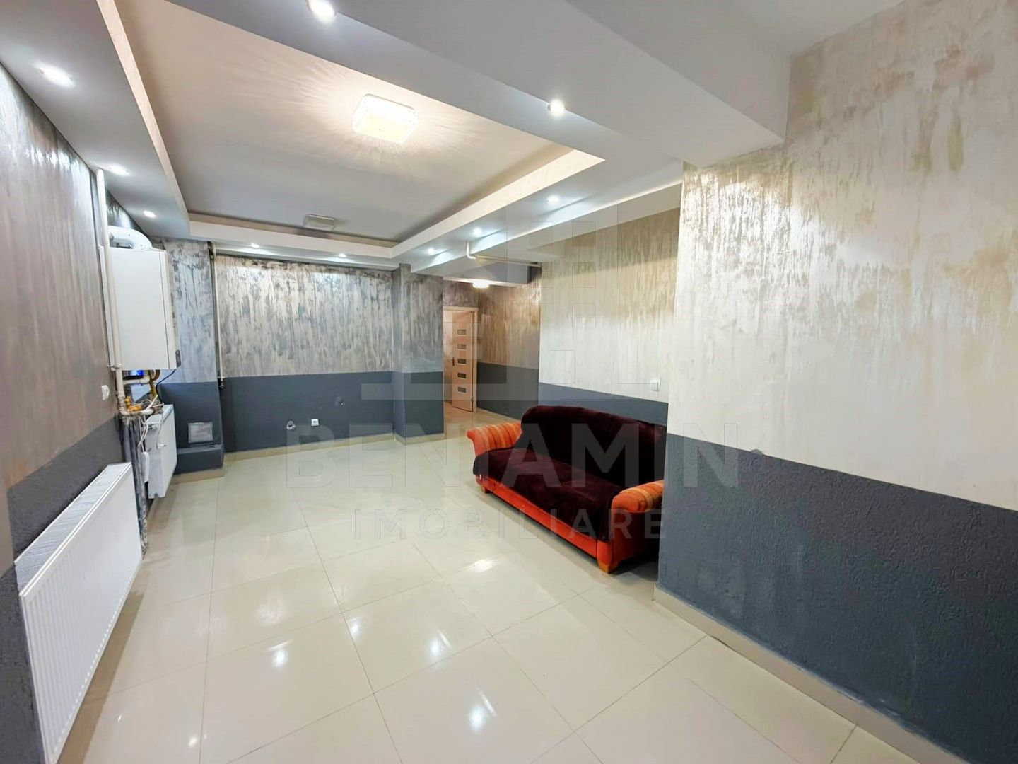Apartament 2Camere-Bloc Nou-Centrala-48mp-1Mai-Disponibil Imediat - imaginea 2