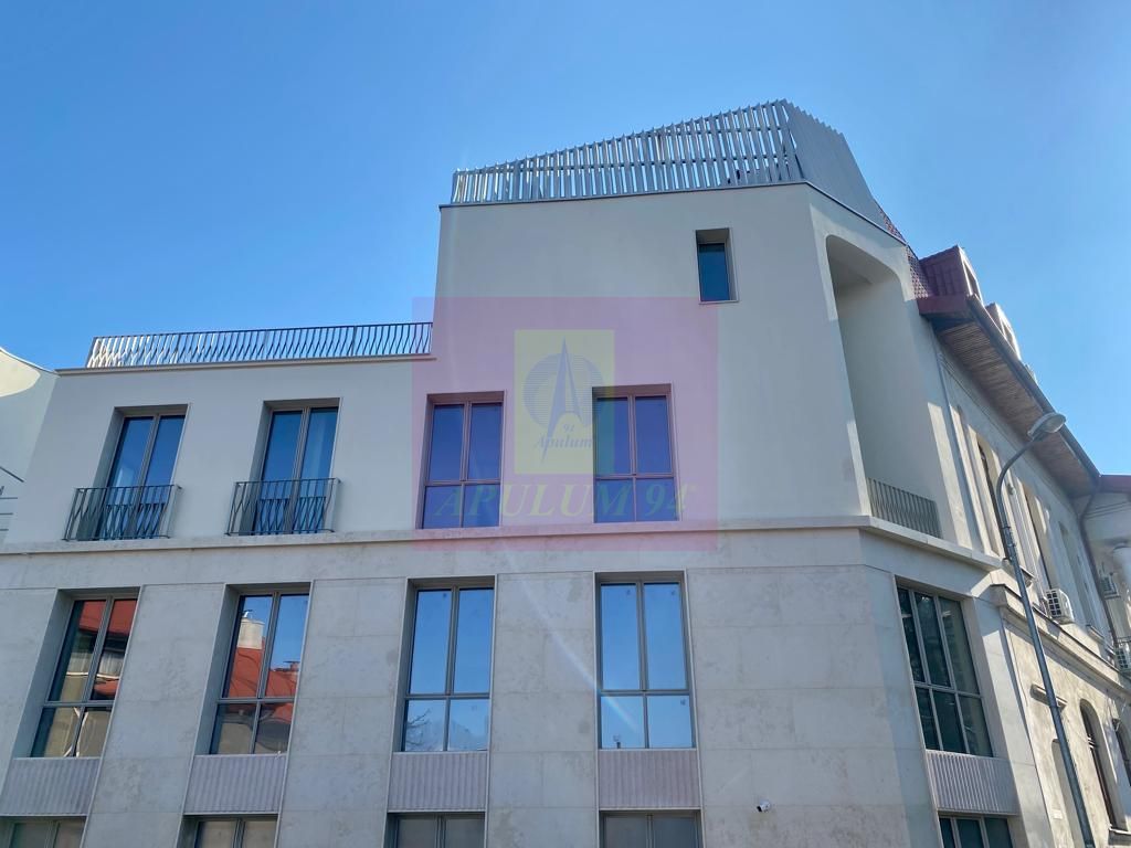 Apartament 4 camere, tip duplex, P+1 – Licurg