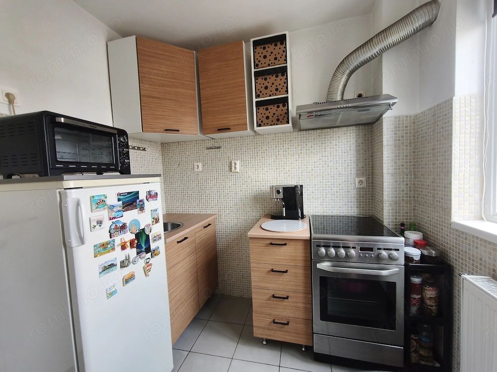 Apartament cu 2 camere, etaj 3 chiar în Complexul Studențesc - imaginea 3