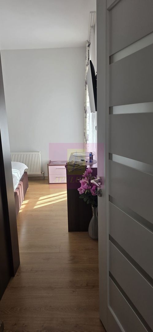 Apartament cu 2 camere, loc de parcare si vedere spre Muntii, Sinaia - imaginea 8