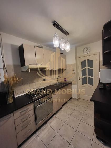 Apartament 4 camere , decomandat,  renovat,centrala proprie, - imaginea 11