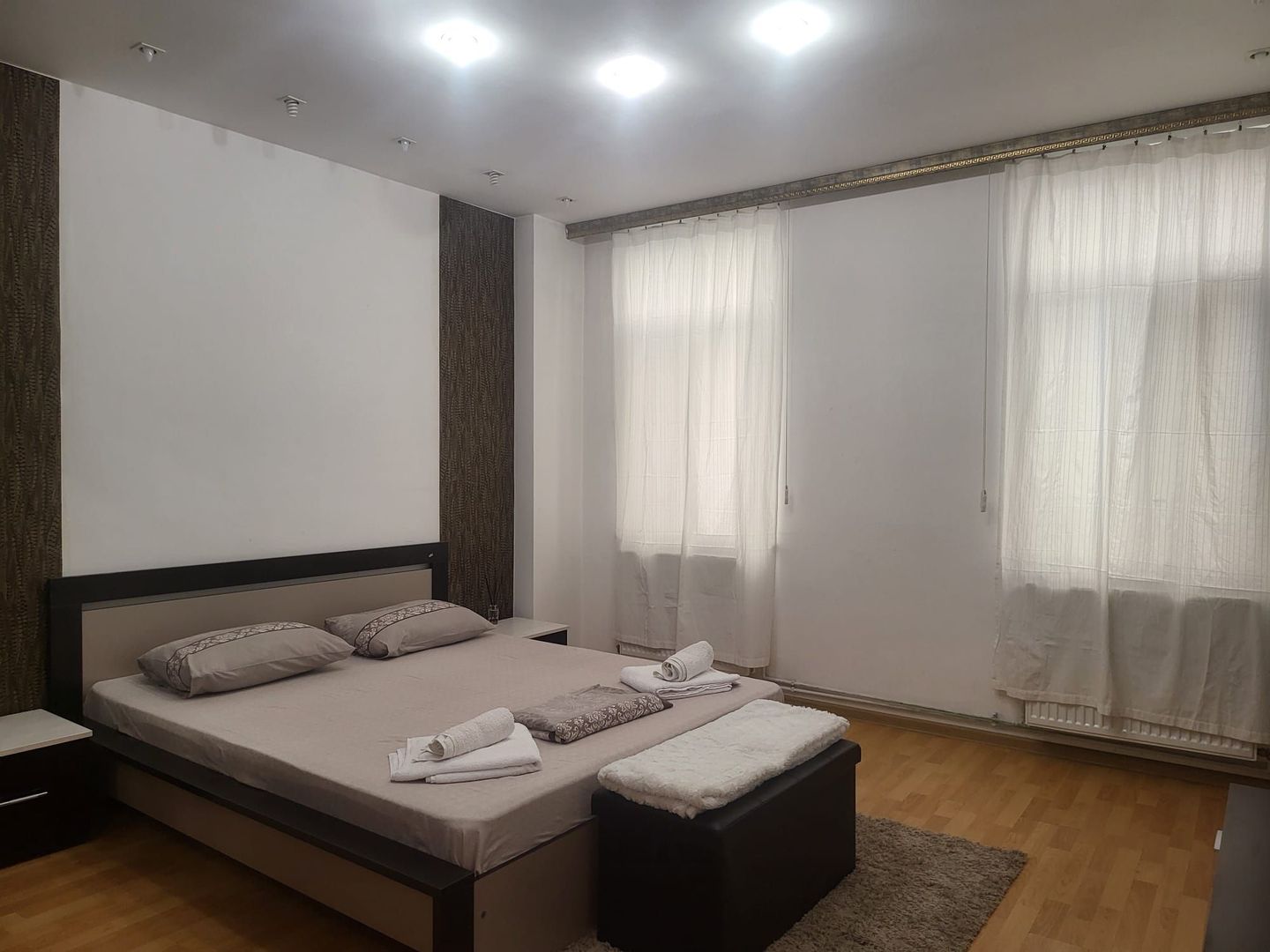 DE INCHIRIAT Apartament 3 camere - Calea Victoriei