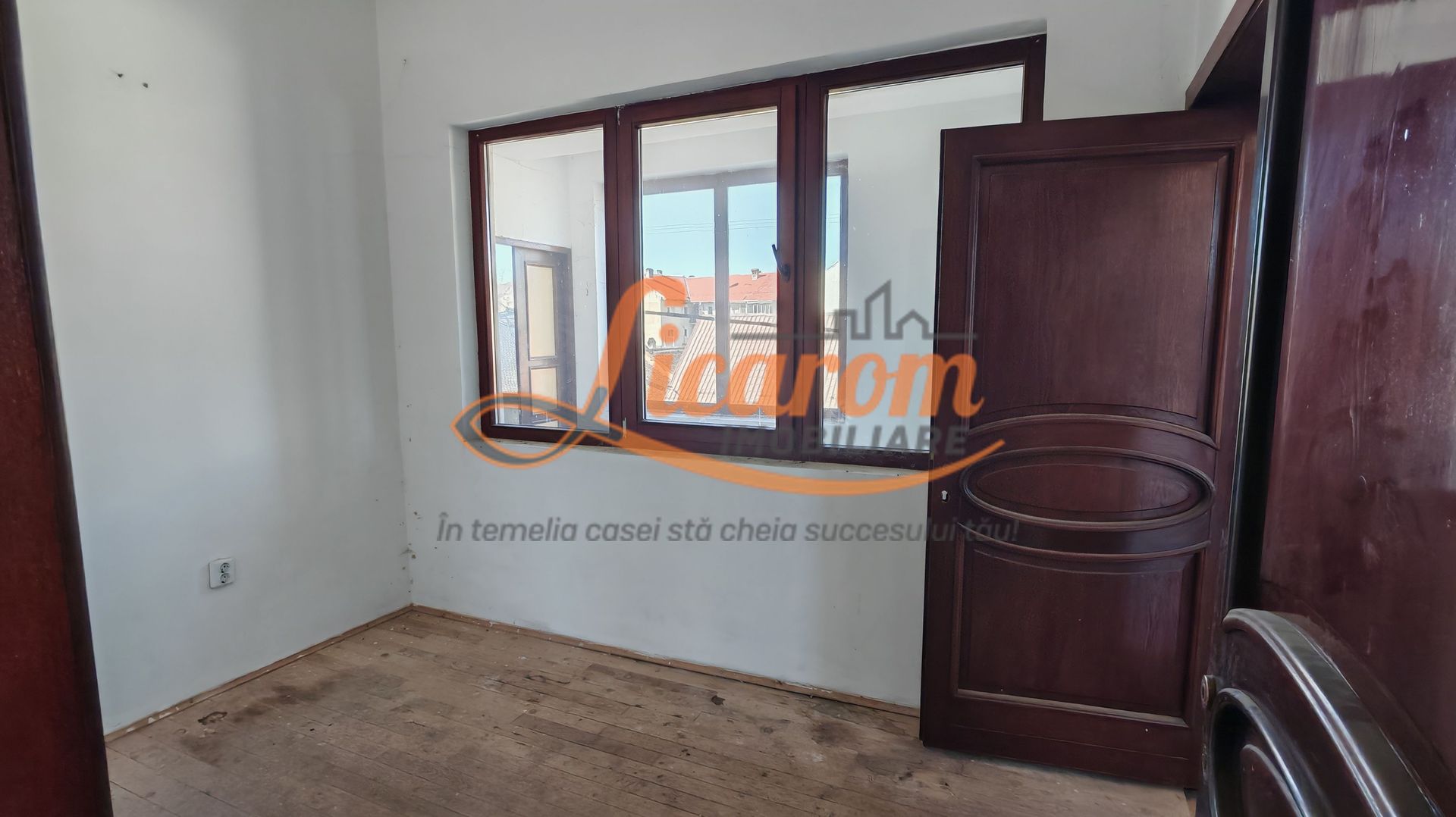 Cladire P+3 Rasnov- Central, IDEAL INVESTITIE. - imaginea 14