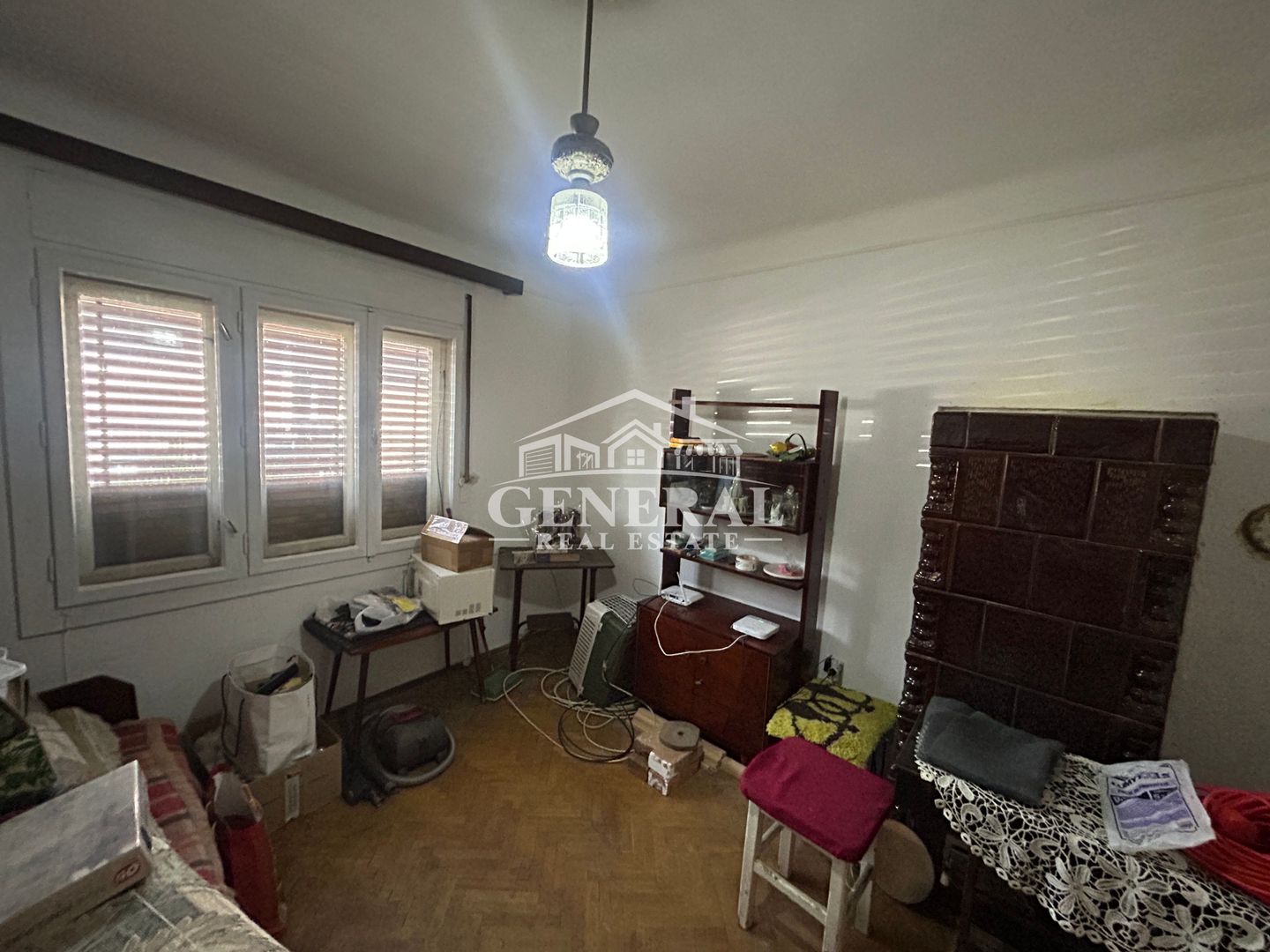 Casa de vanzare in centrul orasului Baia Mare 100m2 casa si 421 teren - imaginea 11