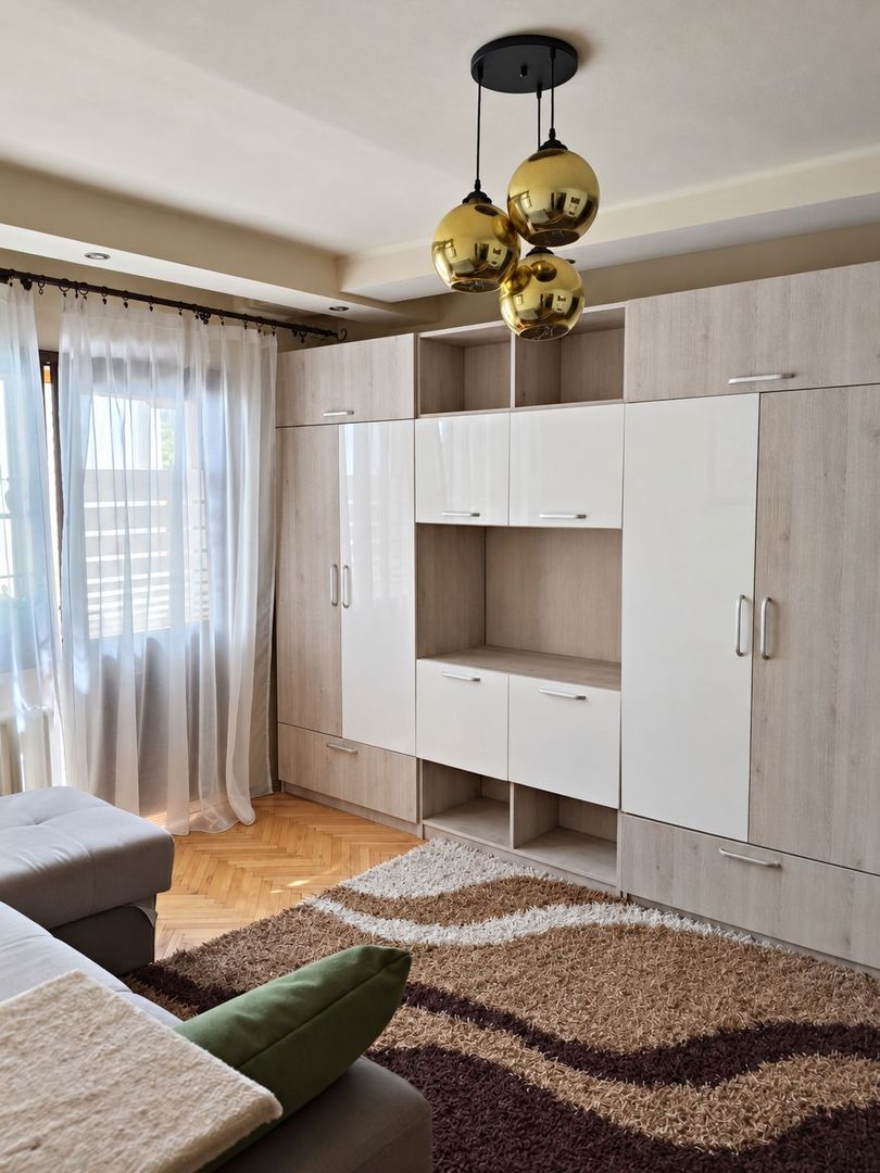 Apartament cu 3 camere, 65 mp, 2 băi și boxă | Zona Lipovei