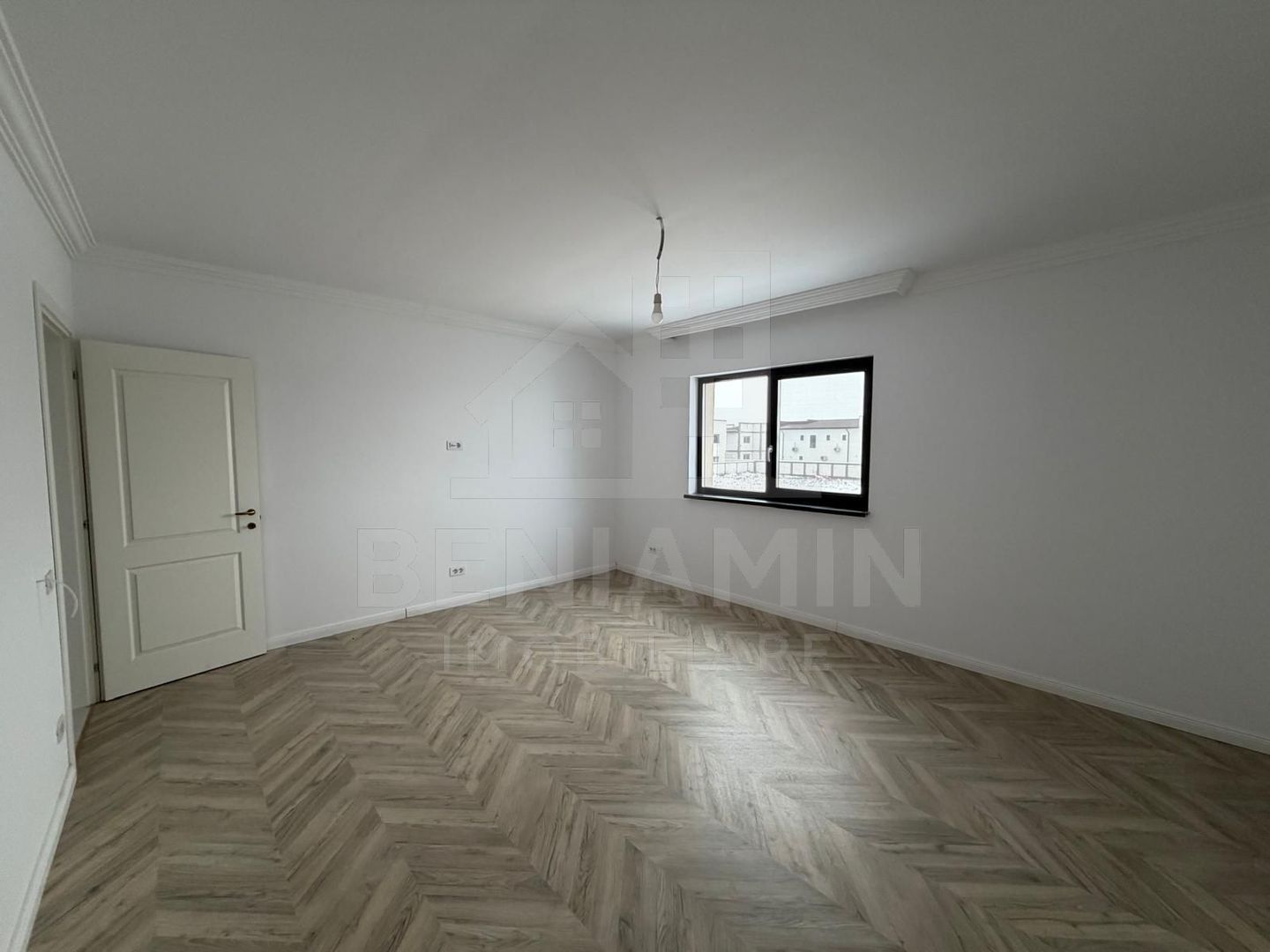 Casa P+1 Living-Bucatarie-3 Dormitoare-Toate utilitatile-Disponibila - imaginea 3