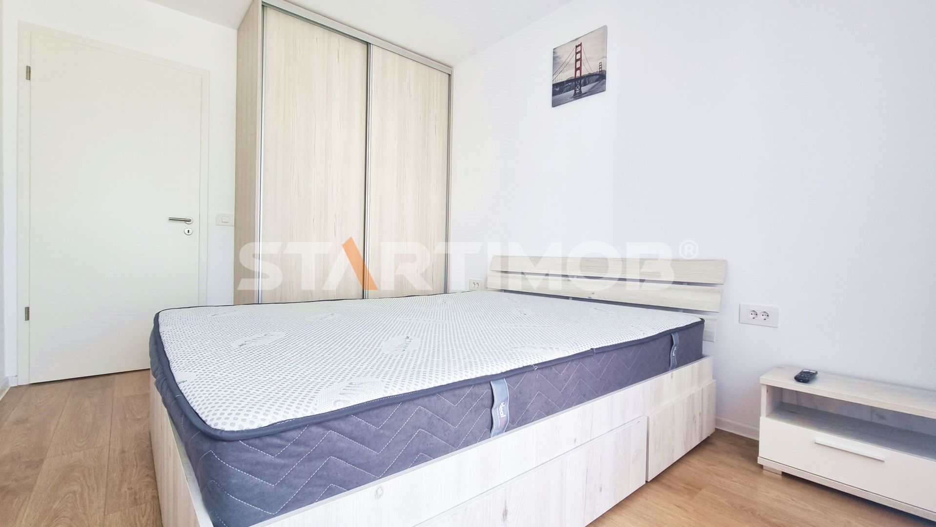 Apartament mobilat Coresi cu parcare si boxa