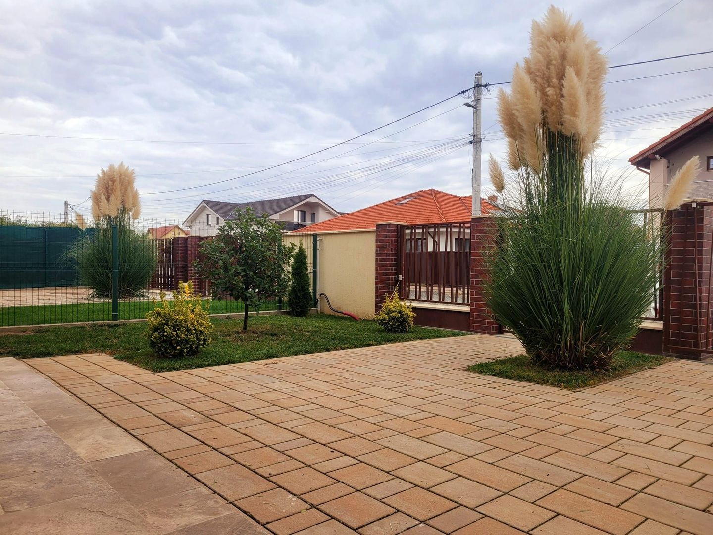 Duplex modern 5 camere 120 mp teren 335 mp Dumbravita Ferventia - imaginea 14